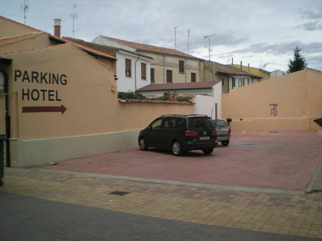 Tierra De Campos Hotell Osorno Exteriör bild
